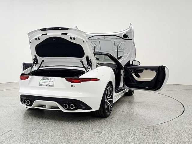 Certified 2024 Jaguar F-TYPE R AWD/4WD image 11