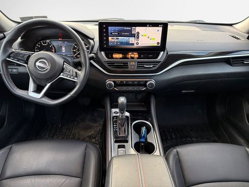 Used 2024 Nissan Altima 2.5 SR w/ SR Premium Package image 22