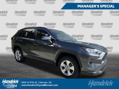 Used 2020 Toyota RAV4 XLE w/ Convenience Package AWD/4WD image 1