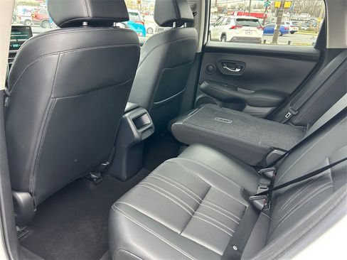 Used 2023 Honda HR-V EX-L image 23
