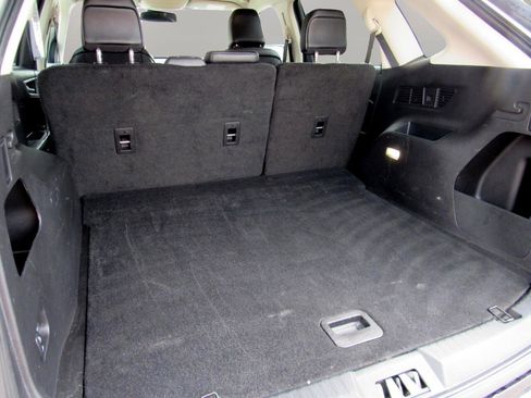 Used 2024 Ford Edge SEL image 36