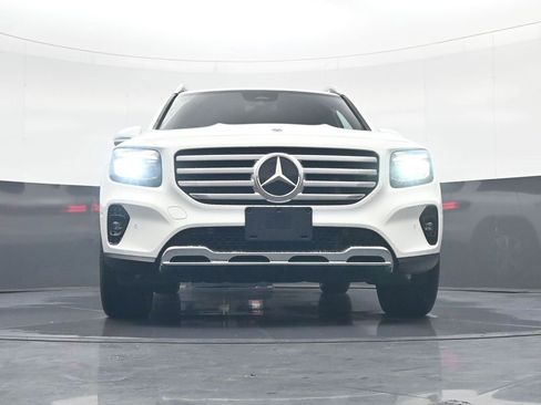 Used 2025 Mercedes-Benz GLB 250 4MATIC image 15