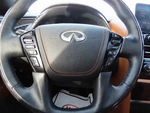 Used 2023 INFINITI QX80 Sensory w/ All-Season Package image 38