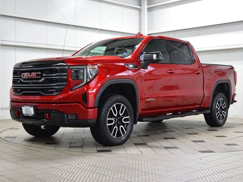 Used 2025 GMC Sierra 1500 AT4 w/ AT4 Premium Package AWD/4WD image 3