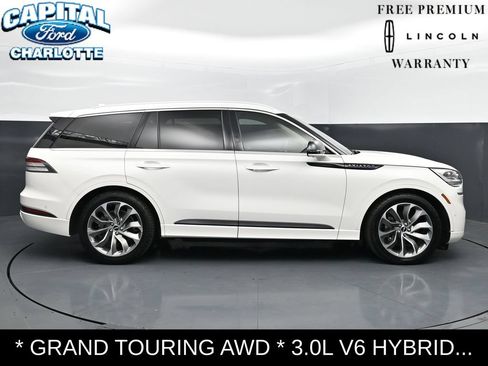 Used 2020 Lincoln Aviator Grand Touring w/ Equipment Group 302A AWD/4WD image 11