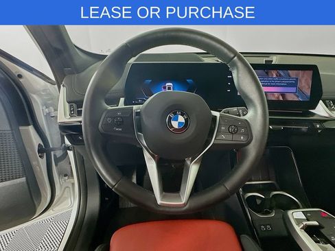 Used 2025 BMW X1 xDrive28i AWD/4WD image 13