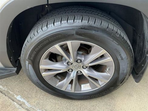 Used 2015 Toyota Highlander XLE image 25