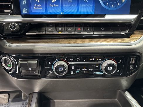 Used 2023 Chevrolet Silverado 1500 RST AWD/4WD image 18