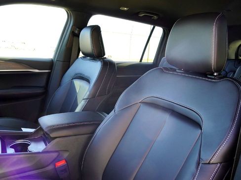 New 2025 Jeep Grand Cherokee L Limited image 10