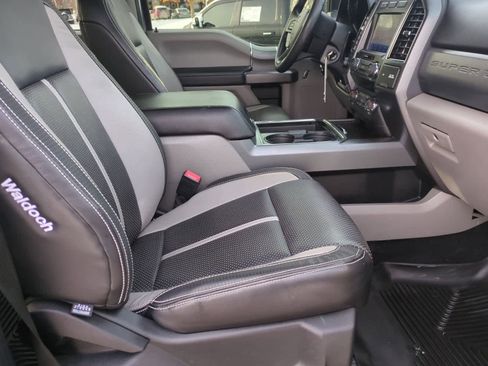 Used 2020 Ford F250 XLT w/ XLT Premium Package image 22