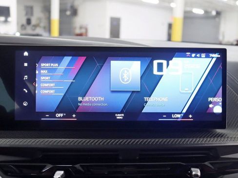 Used 2023 BMW XM AWD/4WD image 18