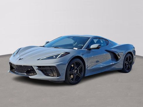 Used 2024 Chevrolet Corvette Stingray Coupe w/ 1LT RWD image 3