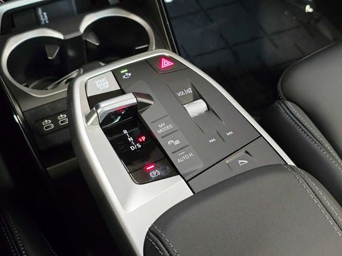 New 2026 BMW X1 xDrive28i image 16