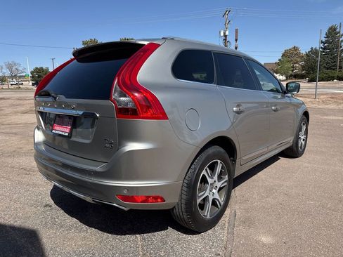 Used 2015 Volvo XC60 T6 w/ Proximity Package AWD/4WD image 6
