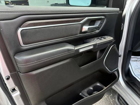 Used 2025 RAM 1500 Laramie w/ Sport Appearance Package AWD/4WD image 13