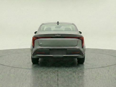 Used 2025 Kia K4 LXS image 7