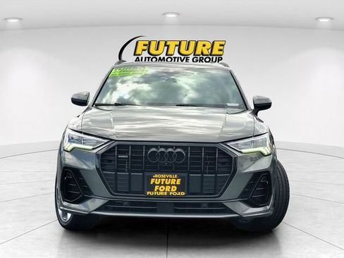 Used 2022 Audi Q3 2.0T Premium Plus w/ Premium Plus Package AWD/4WD image 2