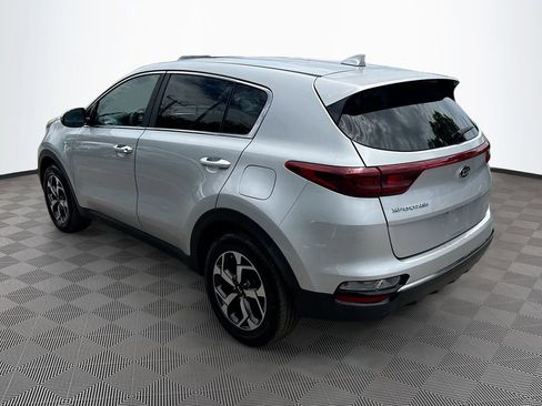 Used 2020 Kia Sportage LX w/ LX Popular Package AWD/4WD image 8