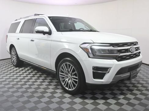 Used 2023 Ford Expedition Max Limited AWD/4WD image 8