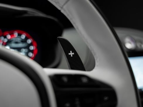 Used 2023 Aston Martin DBX AWD/4WD image 46