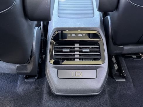 Certified 2021 Volkswagen ID.4 Pro S w/ ID.4 Protection Package image 31