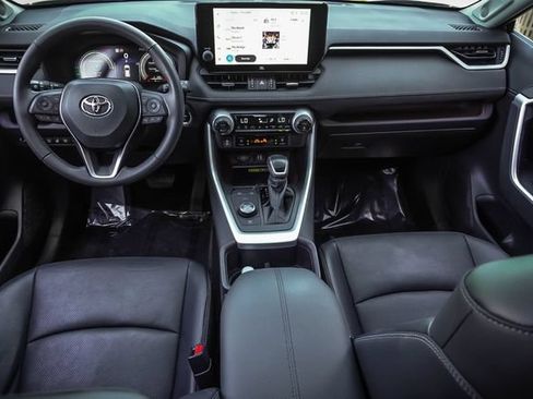 Used 2024 Toyota RAV4 Limited w/ Advanced Technology Package AWD/4WD image 17