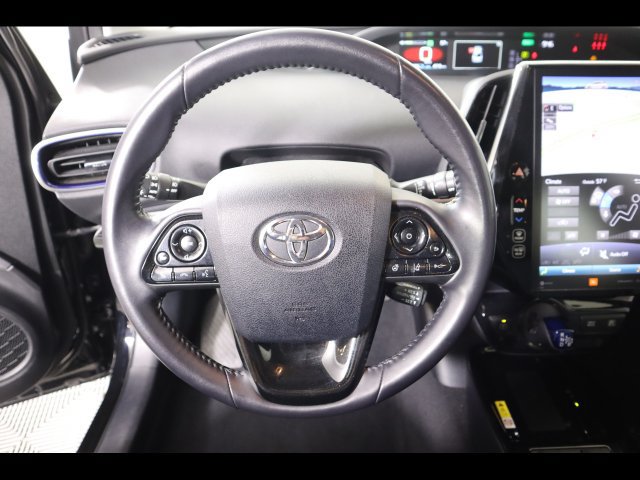 Used 2022 Toyota Prius Limited FWD image 27