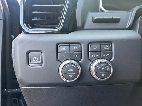 New 2026 GMC Sierra 2500 AT4 w/ AT4 Premium Plus Package image 16