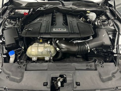 Used 2021 Ford Mustang GT RWD image 11