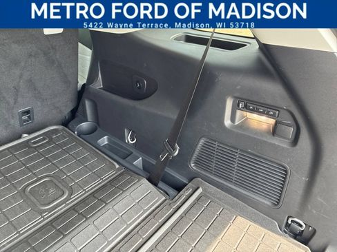 Used 2025 Ford Explorer Platinum w/ Ultimate Package AWD/4WD image 46
