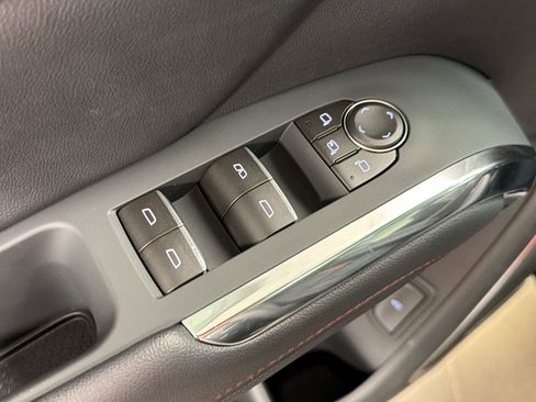 New 2026 Chevrolet Traverse RS FWD image 12