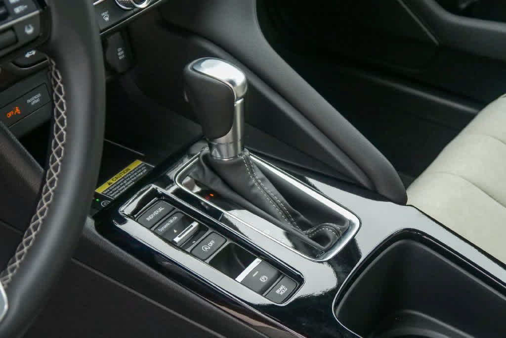 Used 2025 Acura Integra A-Spec w/ Technology Package FWD image 17
