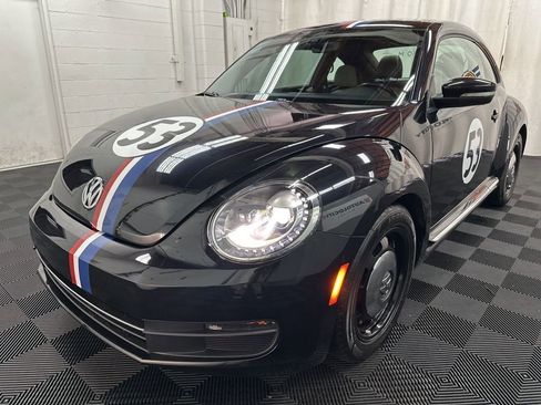 Used 2018 Volkswagen Beetle 2.0T Coast w/ Coast Lighting Package FWD image 4