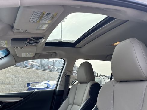 Certified 2022 Subaru Outback Limited image 26