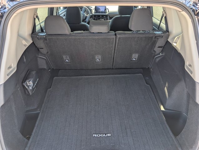 Used 2025 Nissan Rogue SV AWD/4WD image 14