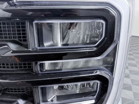 Used 2024 Ford F250 Lariat w/ Lariat Ultimate Package image 30