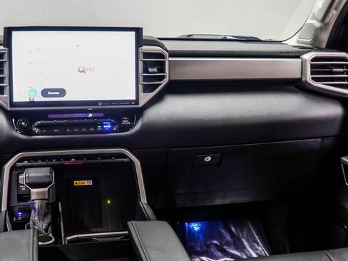 Used 2024 Toyota Tundra Limited image 16