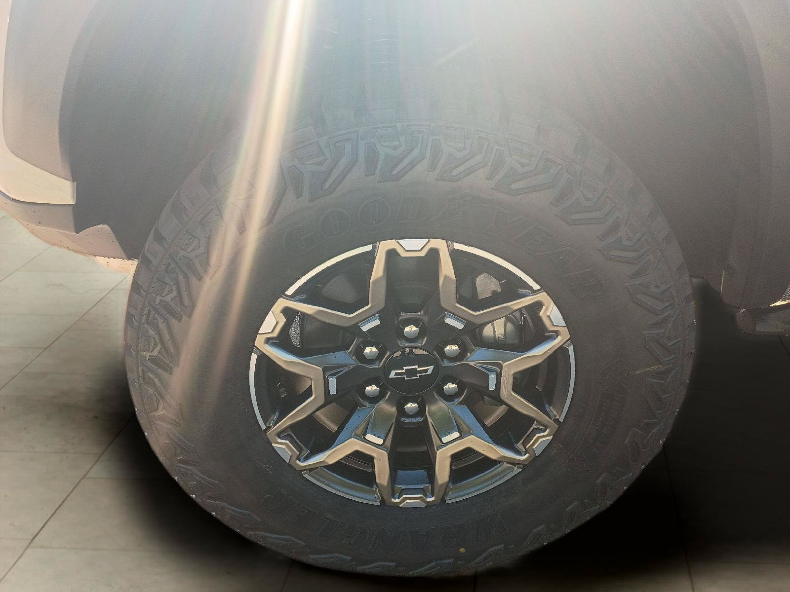New 2026 Chevrolet Colorado ZR2 w/ Technology Package AWD/4WD image 29