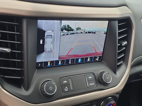 Used 2020 GMC Acadia Denali w/ Technology Package image 25