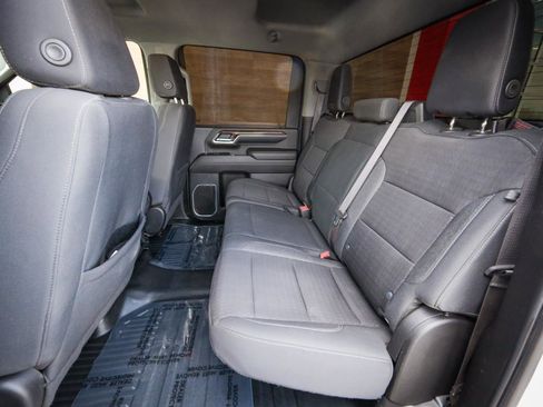 Used 2024 GMC Sierra 2500 SLE w/ SLE Convenience Package image 30