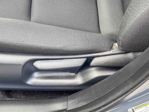 Certified 2025 Toyota Corolla LE image 23