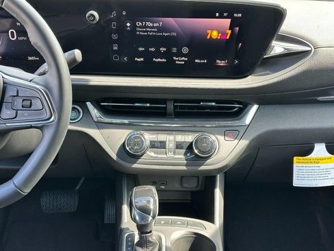 New 2026 Buick Envista Sport Touring w/ Convenience I Package FWD image 7