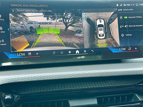 New 2026 BMW 330i Sedan w/ M Sport Package RWD image 11