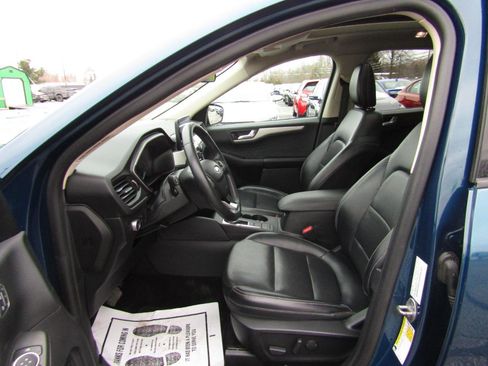 Used 2020 Ford Escape SEL image 18