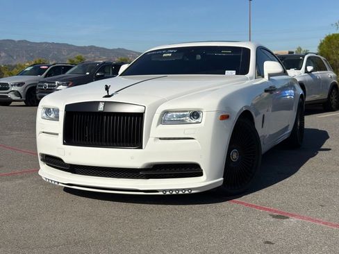 Used 2016 Rolls-Royce Wraith RWD image 2