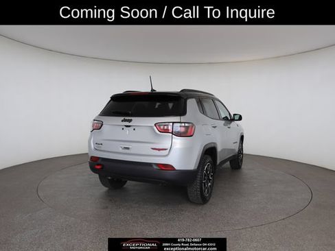 Used 2025 Jeep Compass Trailhawk AWD/4WD image 20