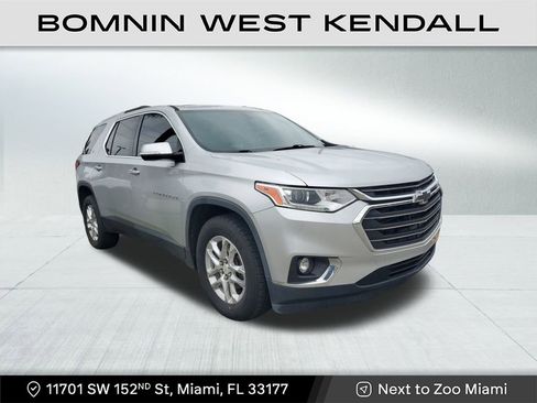 Used 2018 Chevrolet Traverse LT image 1