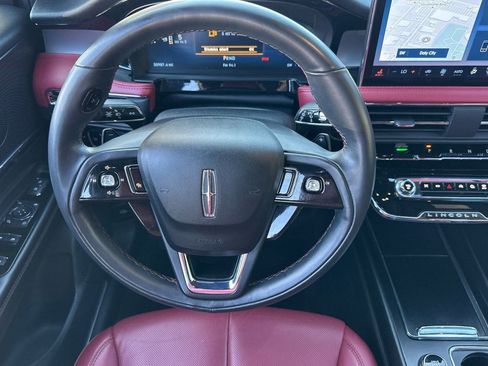 Used 2023 Lincoln Corsair Reserve w/ Jet Appearance Package image 27