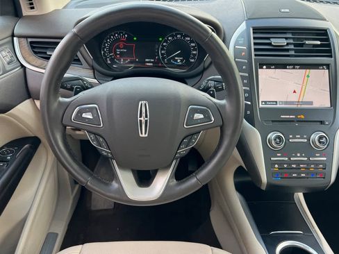 Certified 2019 Lincoln MKC Reserve w/ MKC Technology Package FWD image 15