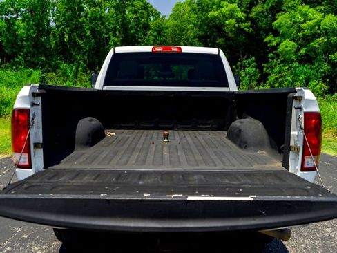 Used 2017 RAM 2500 Tradesman w/ Chrome Appearance Group AWD/4WD image 25
